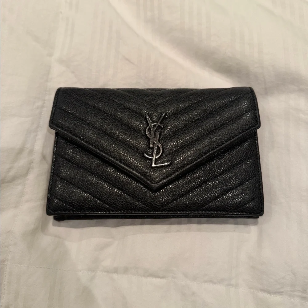 Yves Saint Laurent Black Quilted Crossbody Bag - Picture 3 of 5